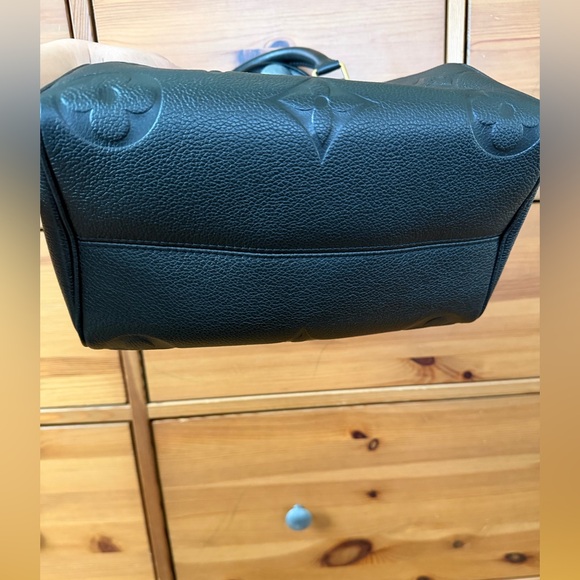 Louis Vuitton Speedy 25 Bandouliere in Monogram Empreinte Noir - Picture 4 of 8
